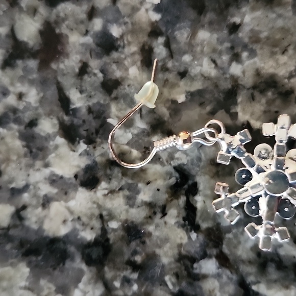 Snowflake Earrings - Picture 4 of 5